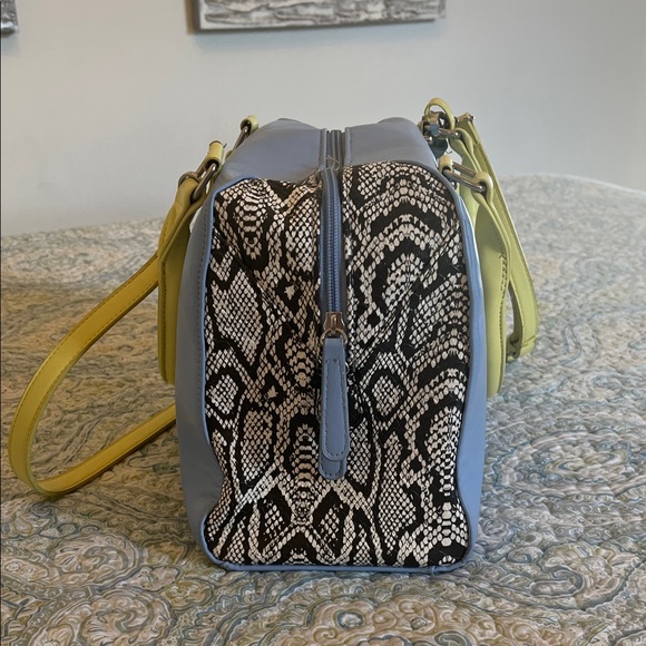 Catherine Malandrino Blue and Yellow Satchel - Picture 3 of 4